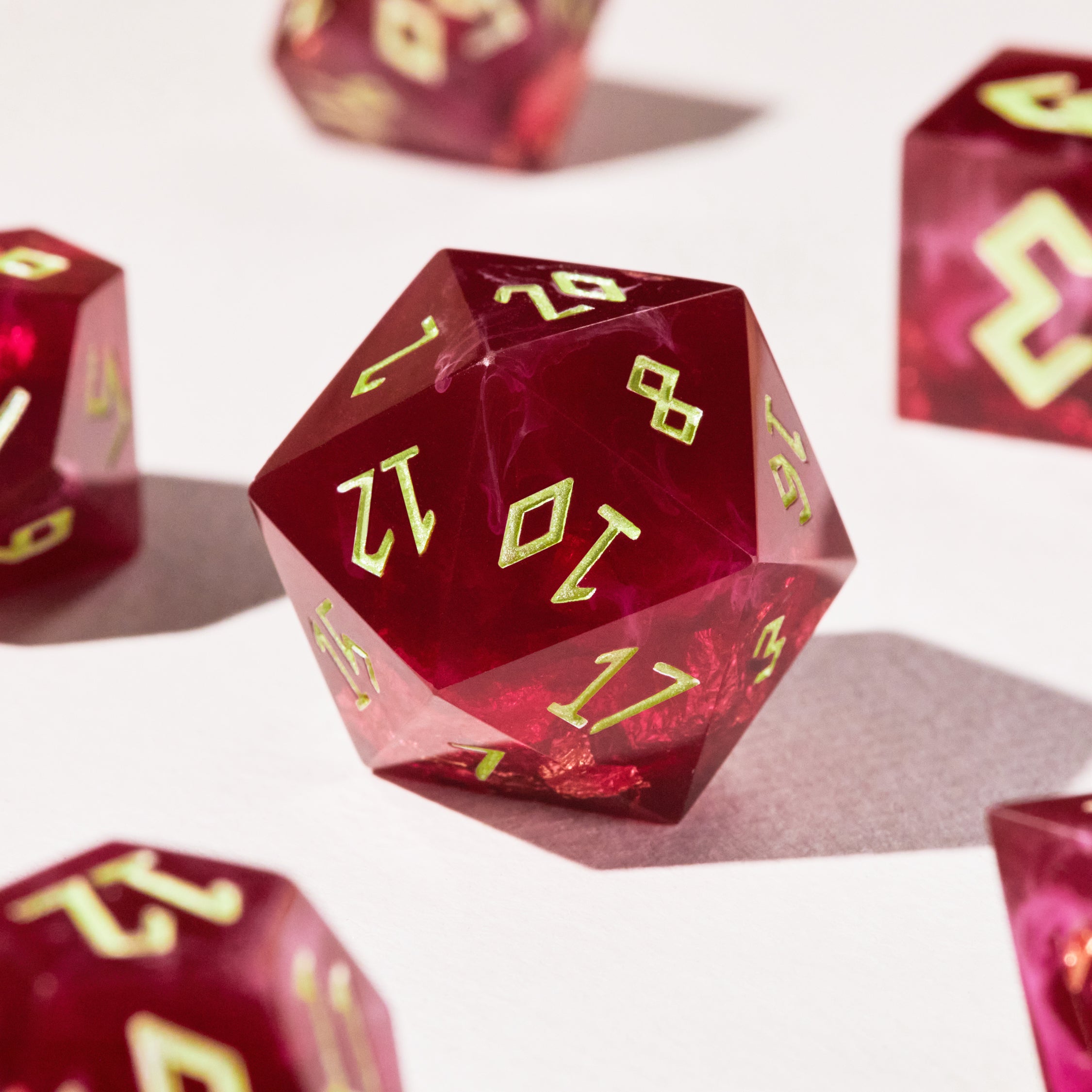 Queen of Thorns Dice Set