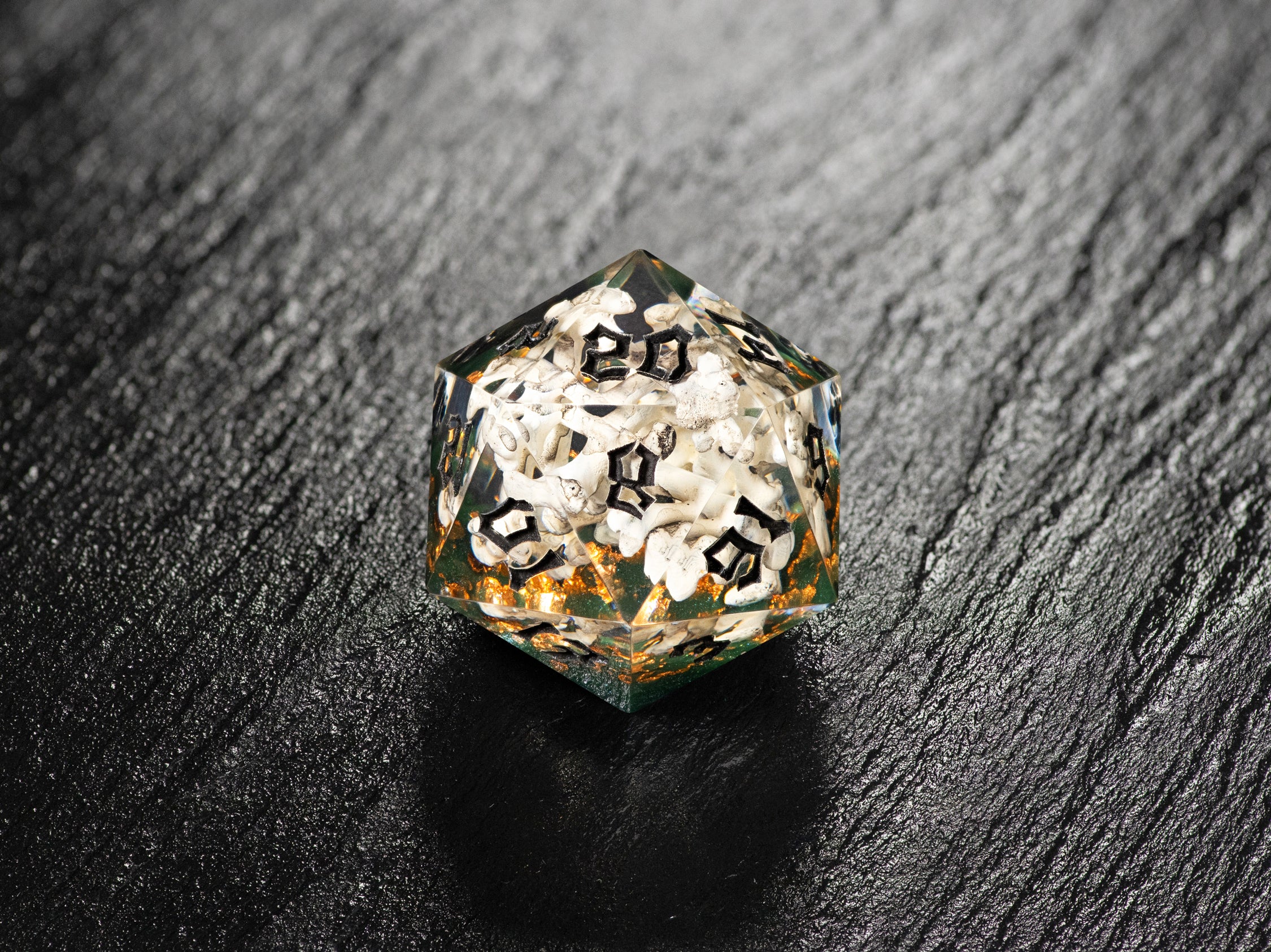 Skull & Bones Dice Set