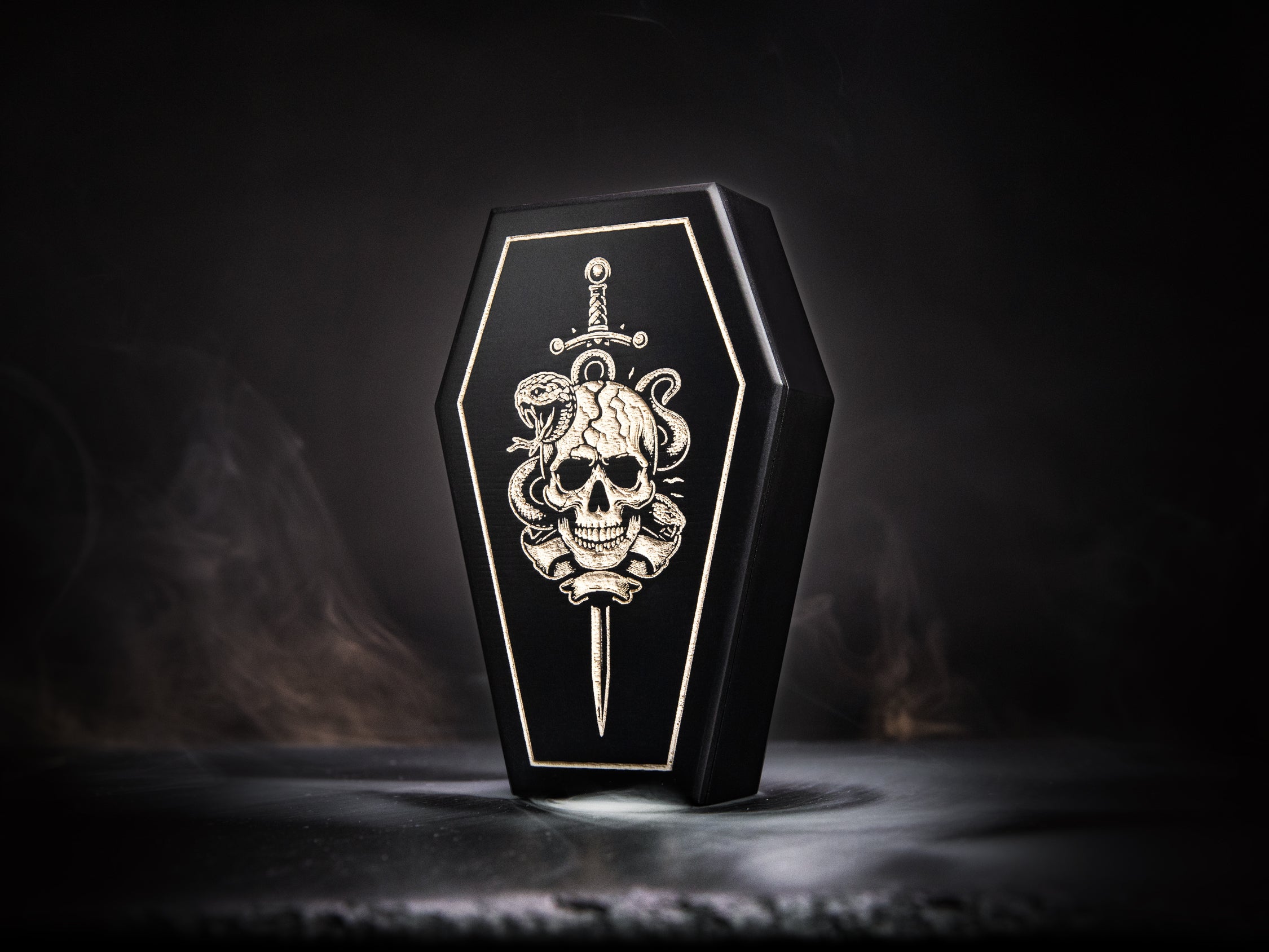 Skull & Bones Dice Set