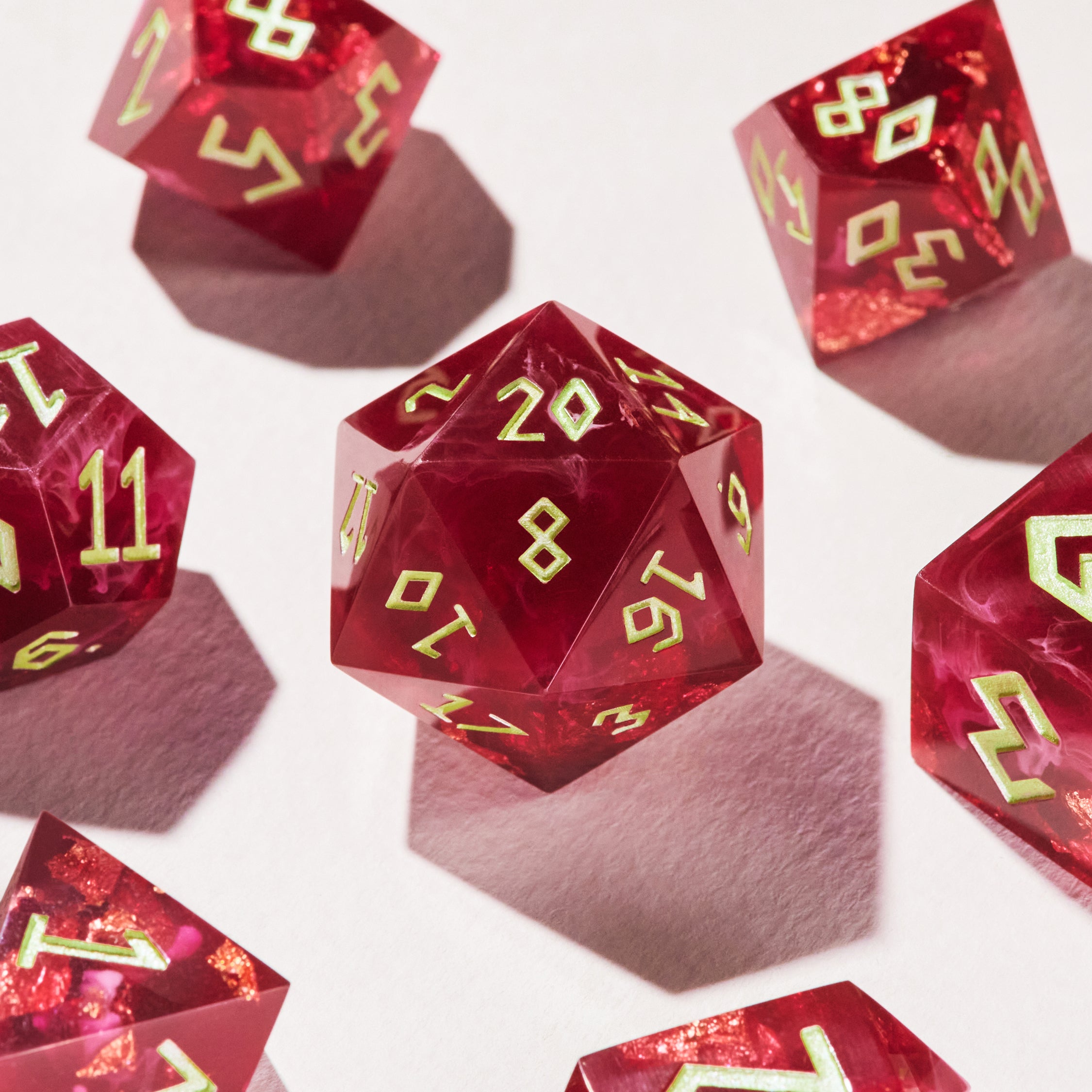 Queen of Thorns Dice Set