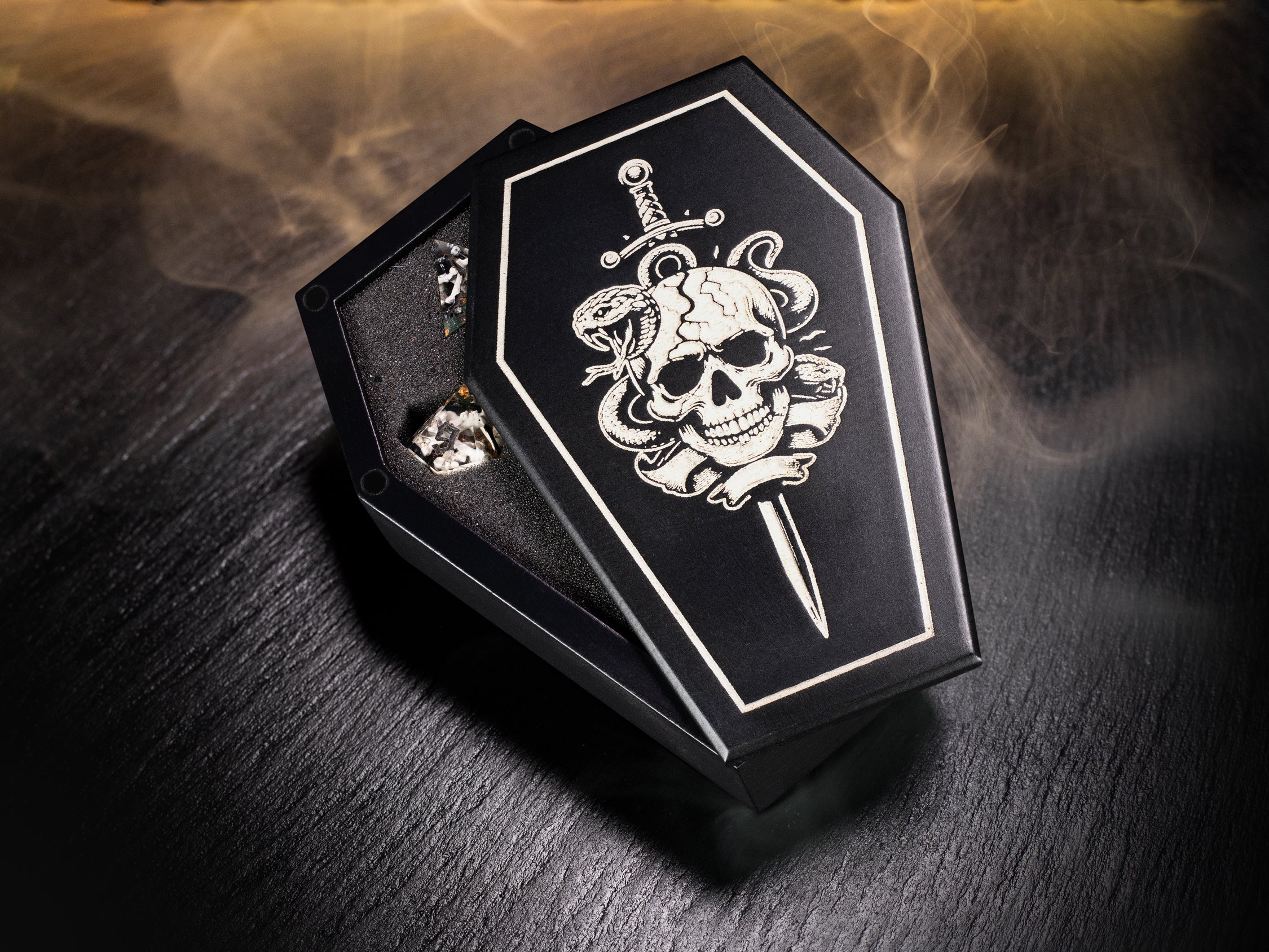 Skull & Bones Dice Set